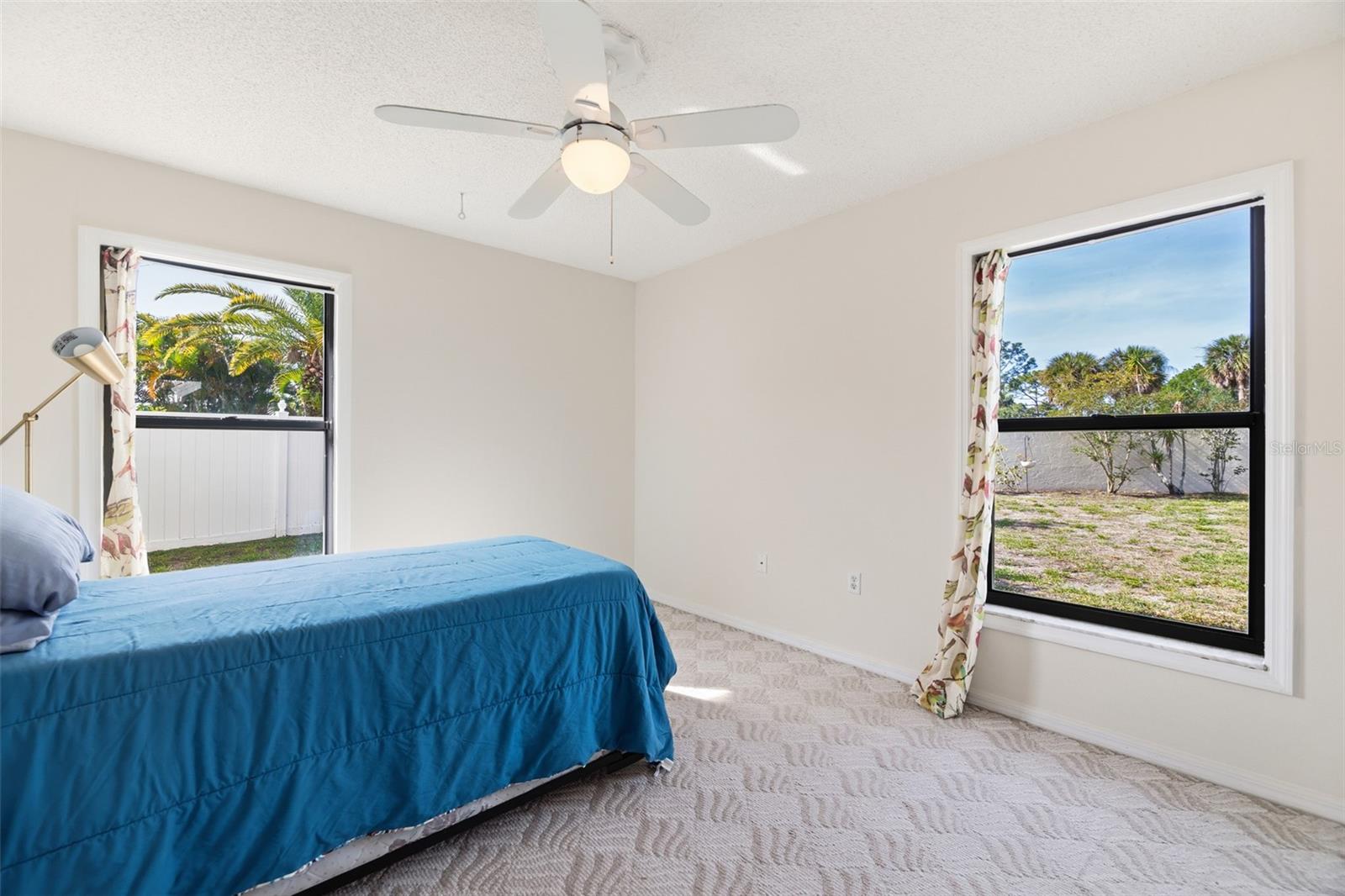 PALM WEST - Residential