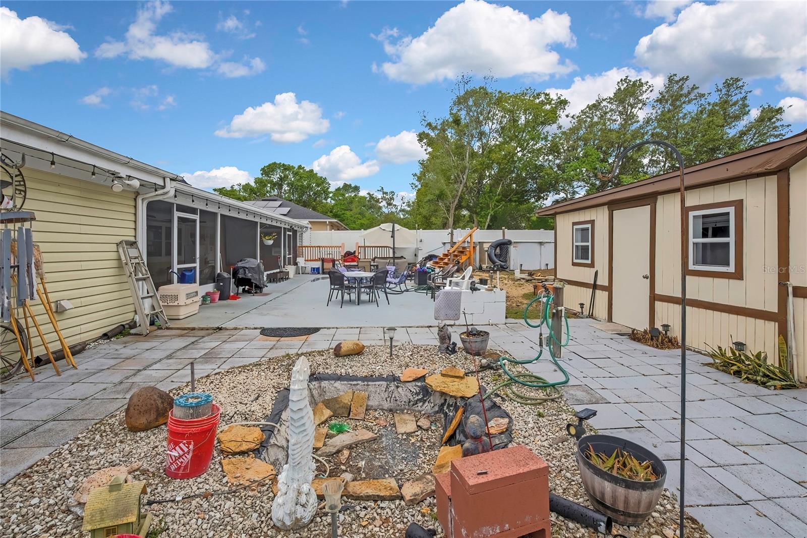 SPRING HILL - Residential