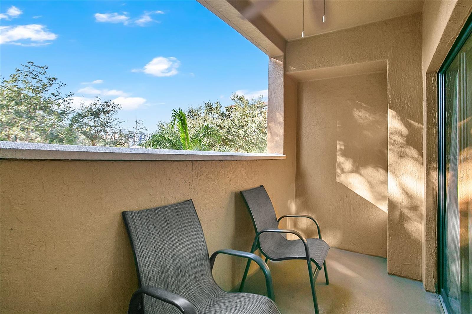 FLORIDAYS ORLANDO RESORT CONDO PH 1 - Residential