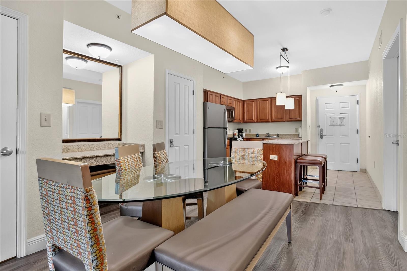 FLORIDAYS ORLANDO RESORT CONDO PH 1 - Residential