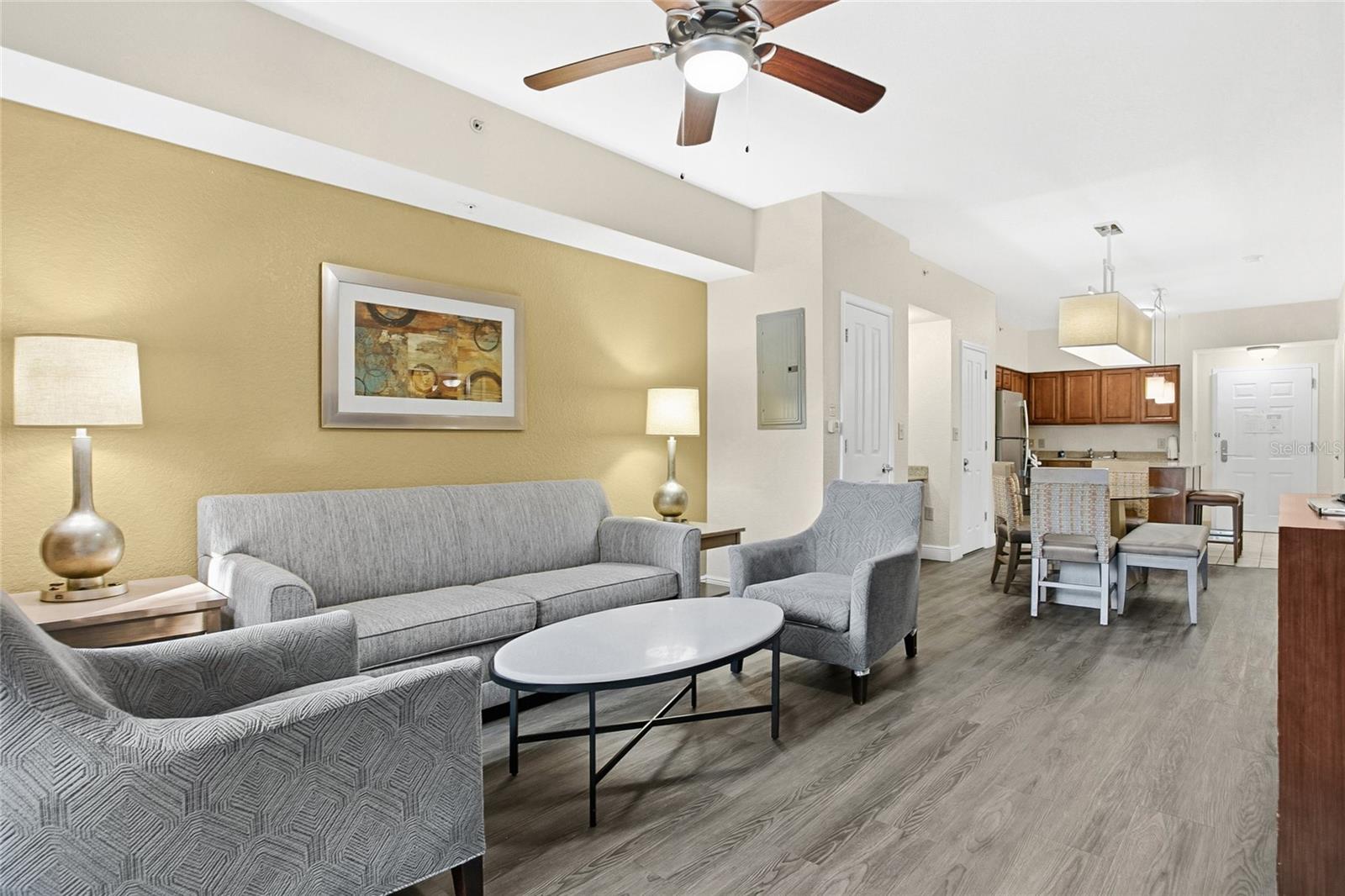 FLORIDAYS ORLANDO RESORT CONDO PH 1 - Residential