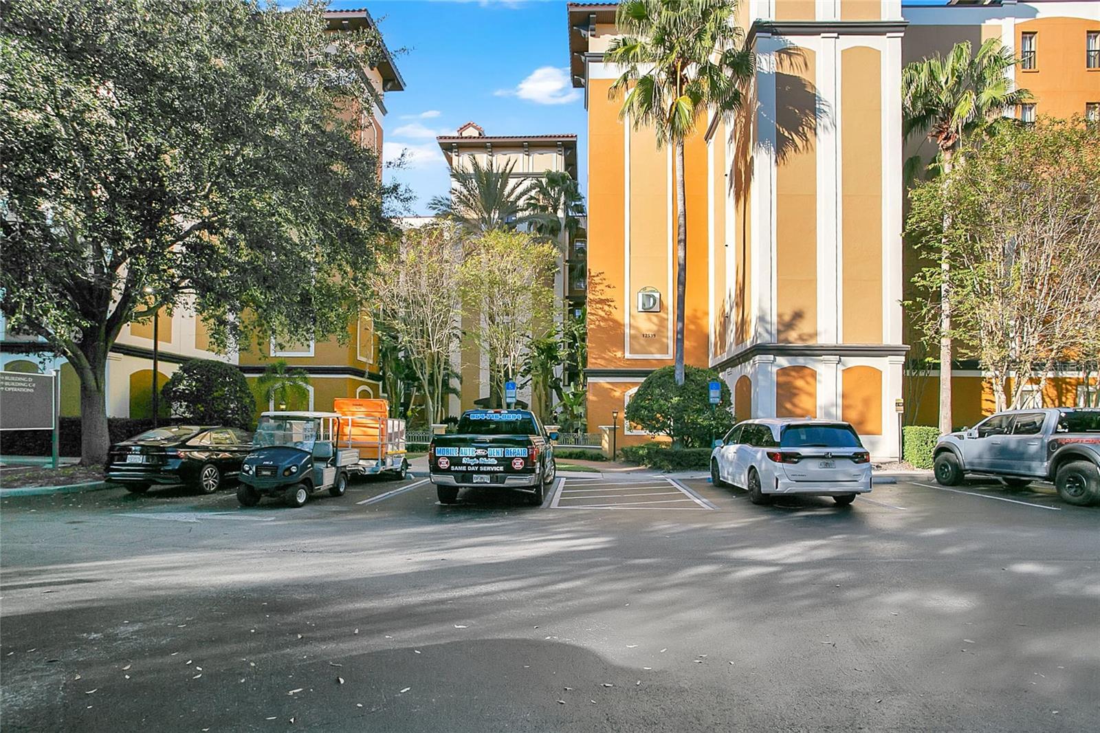 FLORIDAYS ORLANDO RESORT CONDO PH 1 - Residential