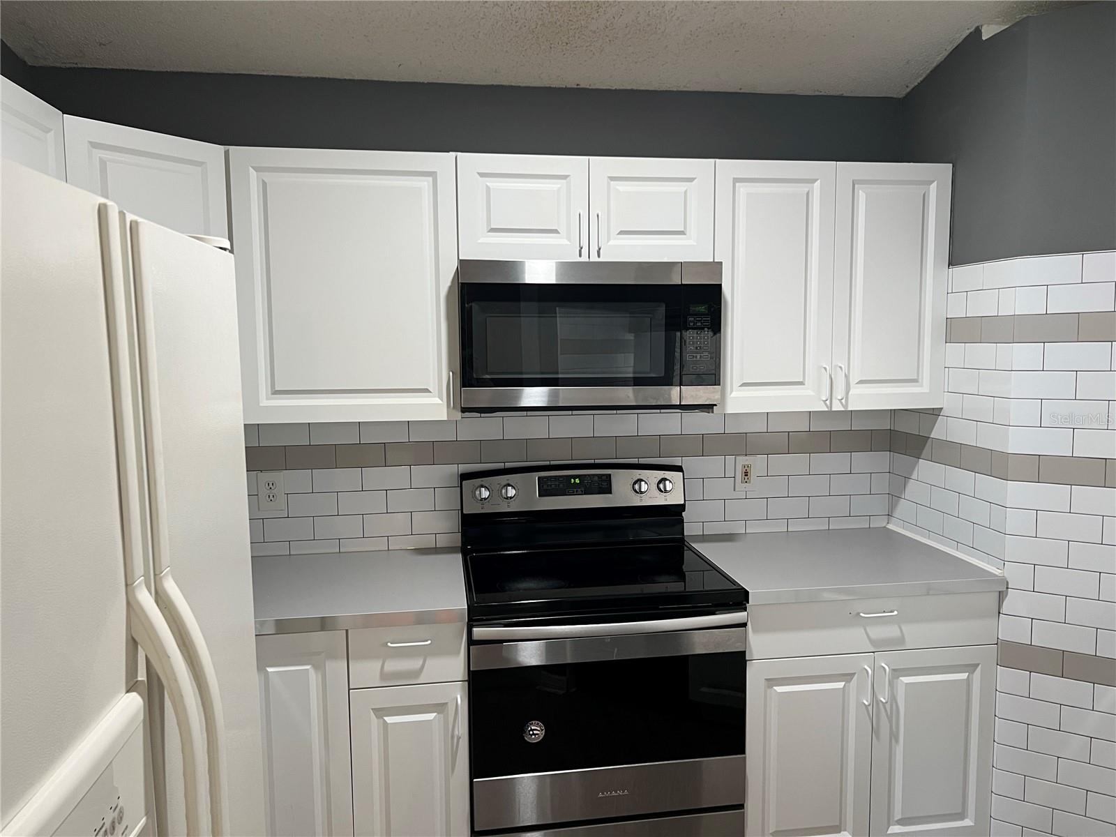 VALENCIA WOODS FIRST ADD - Residential