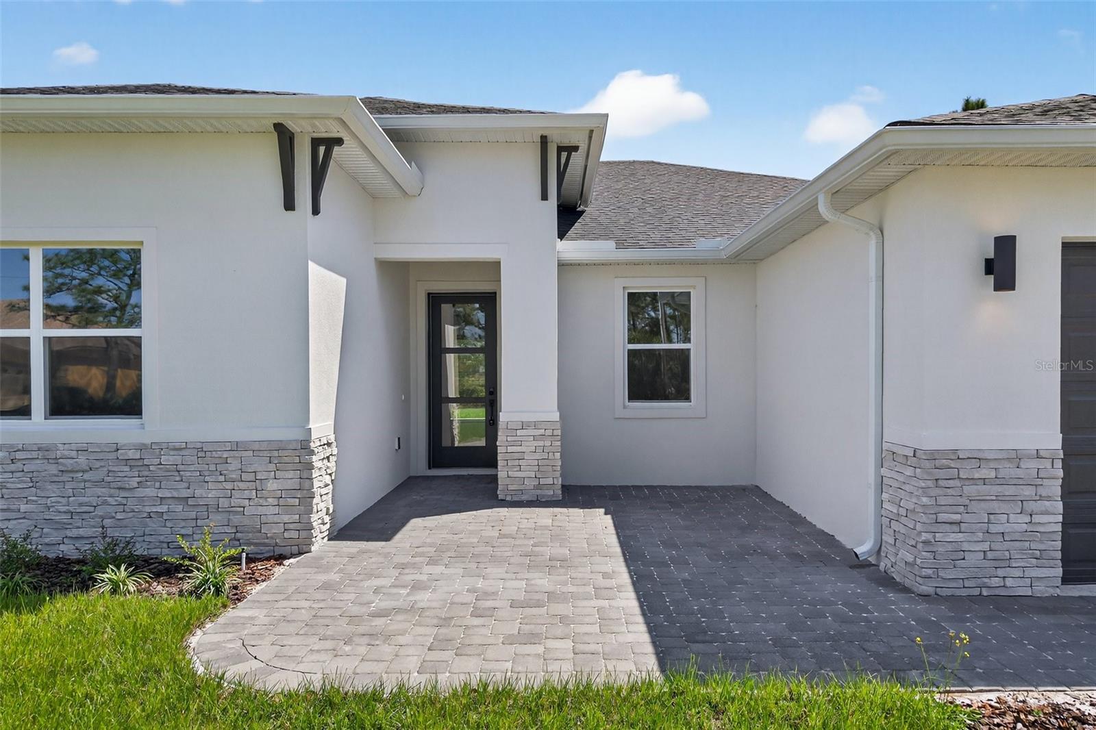 3133 CAVALIER AVENUE