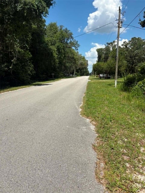 Tiny photo for 00 NW 166th Street, Trenton, FL 32693 (MLS # GC541586)