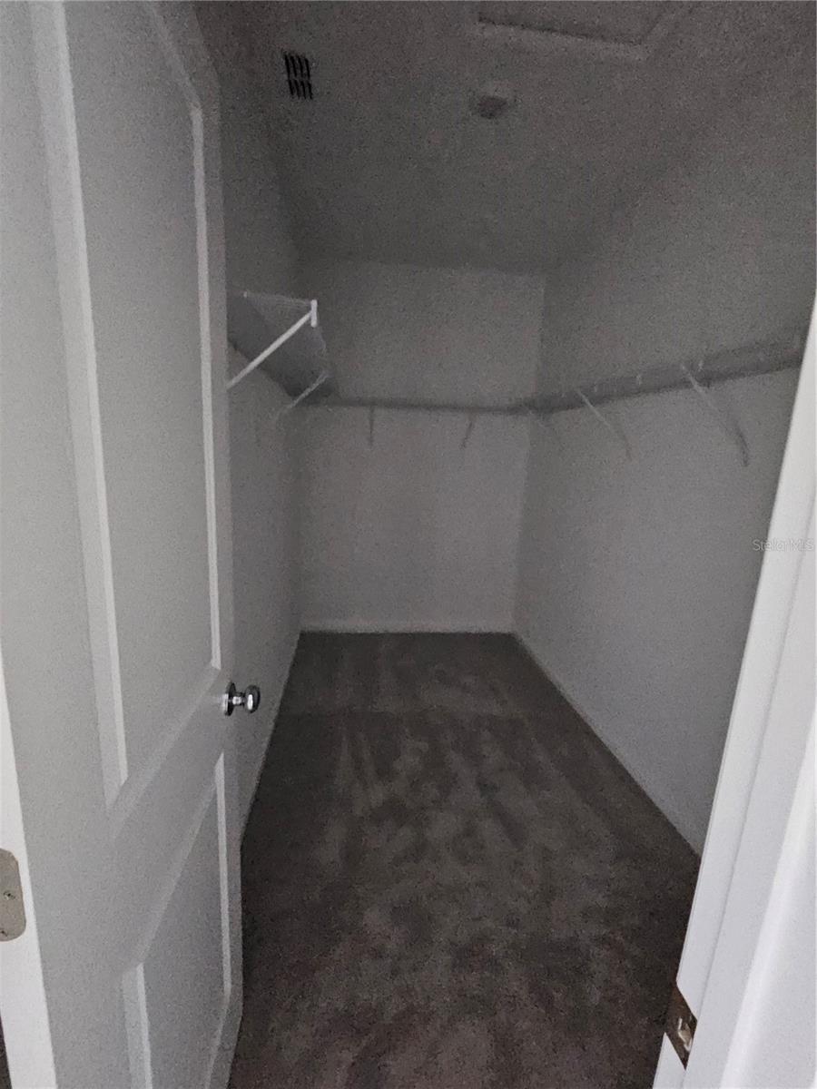 BRENTWOODS TOWNHOMES PHASES 4&5 - Residential Lease