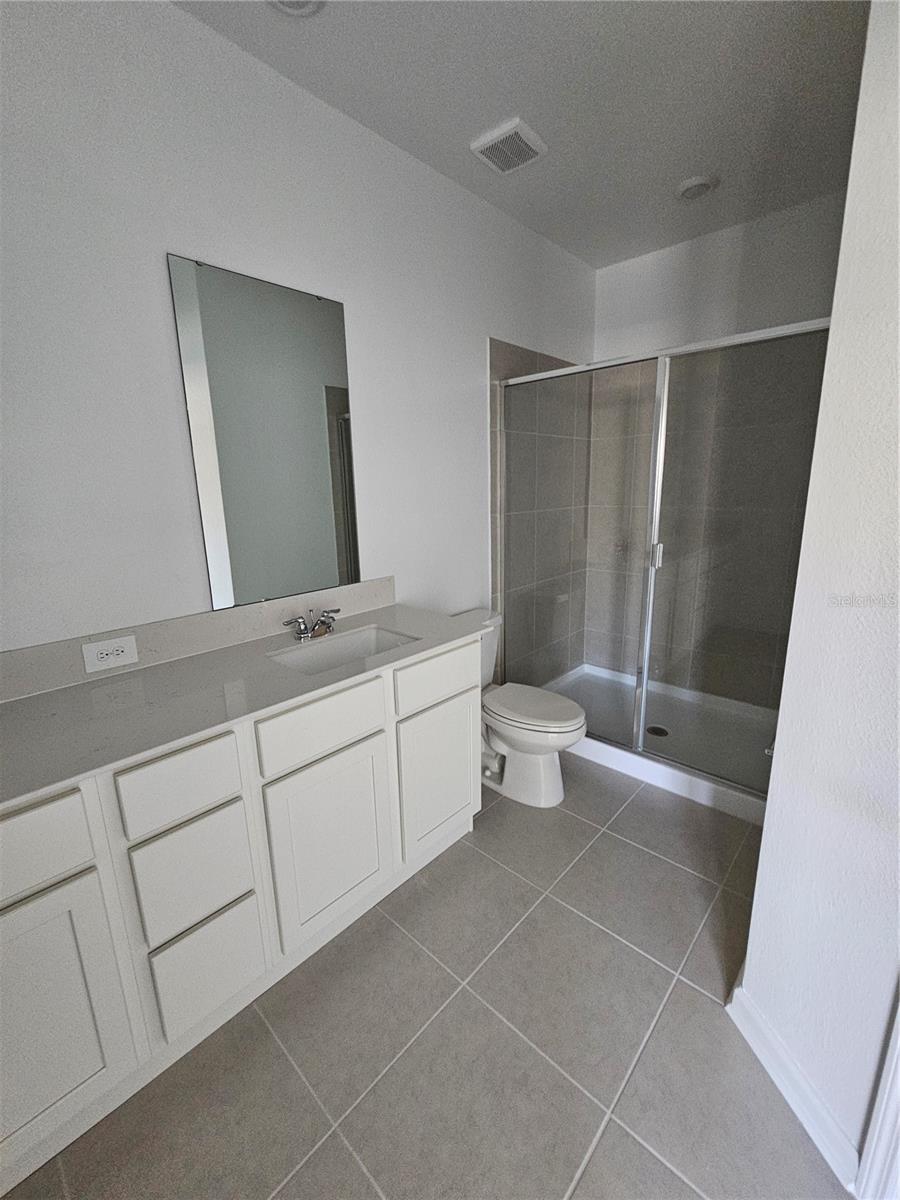 BRENTWOODS TOWNHOMES PHASES 4&5 - Residential Lease