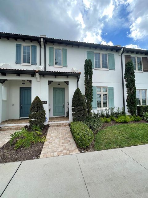 Townhouse in WINTER GARDEN FL 8919 LAKESHORE POINTE DRIVE.jpg