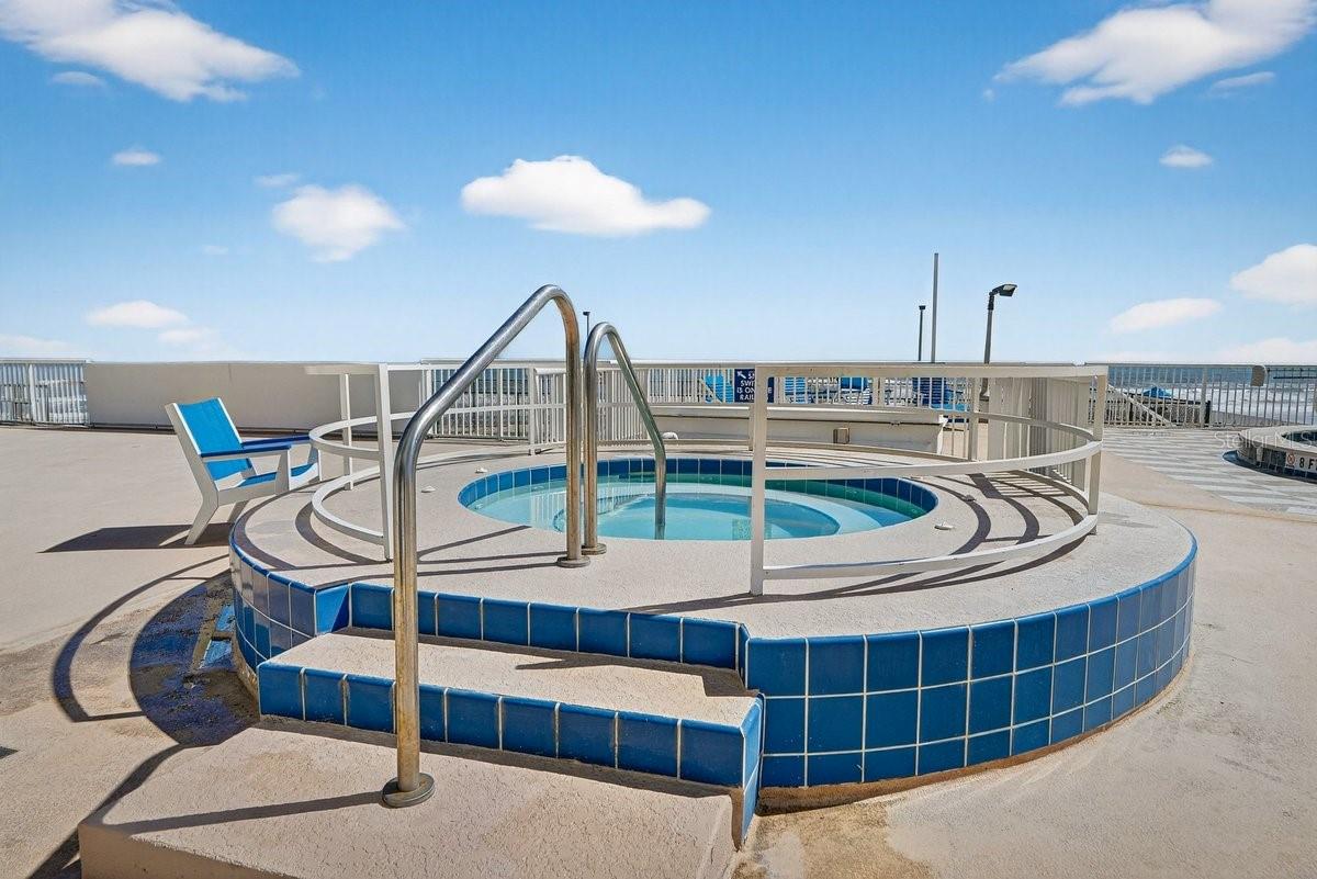 PECK PLAZA - Residential