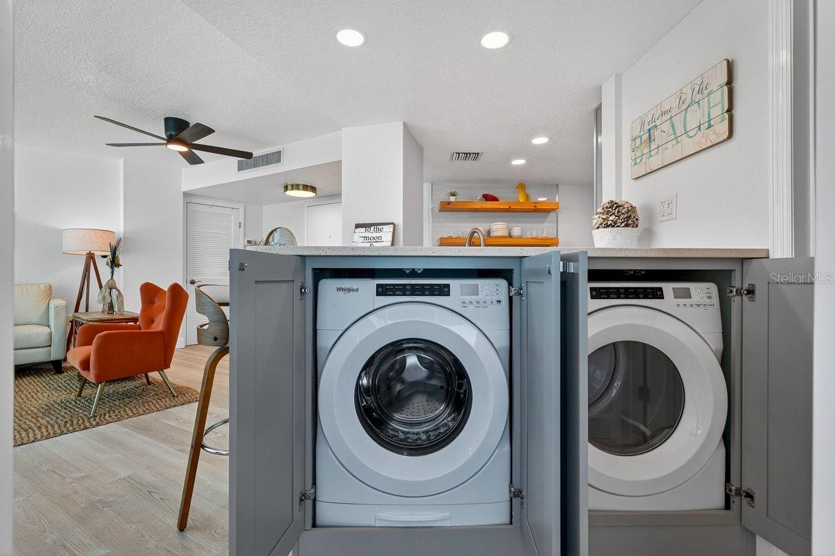 PECK PLAZA - Residential