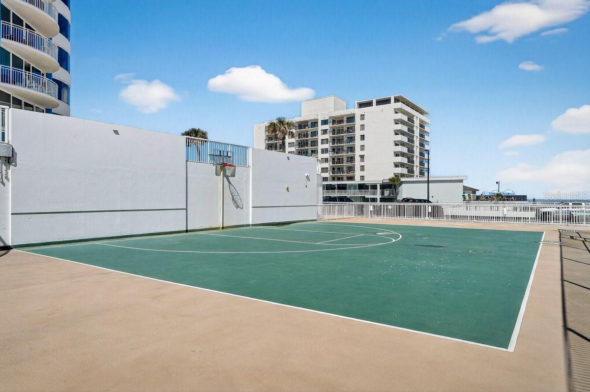 PECK PLAZA - Residential