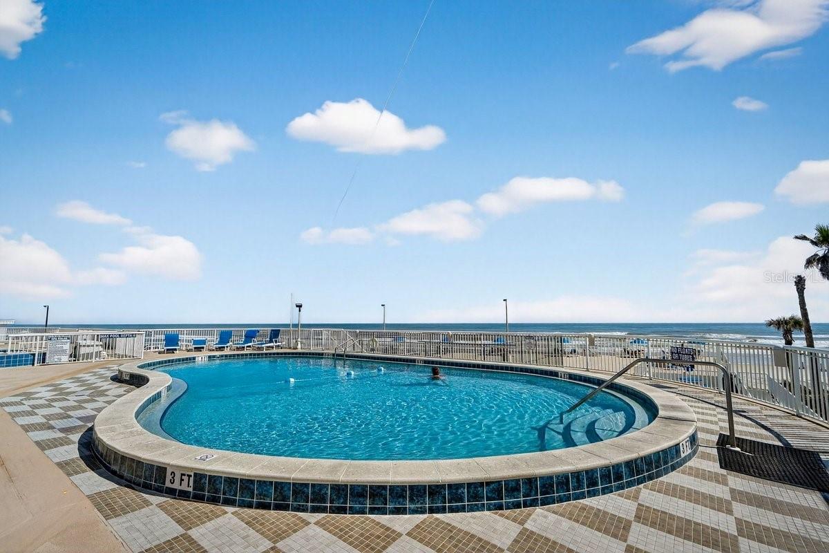 PECK PLAZA - Residential