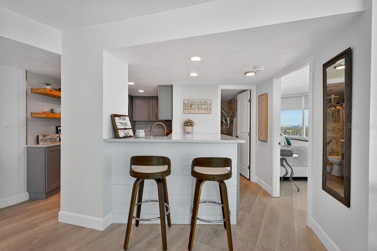 PECK PLAZA - Residential