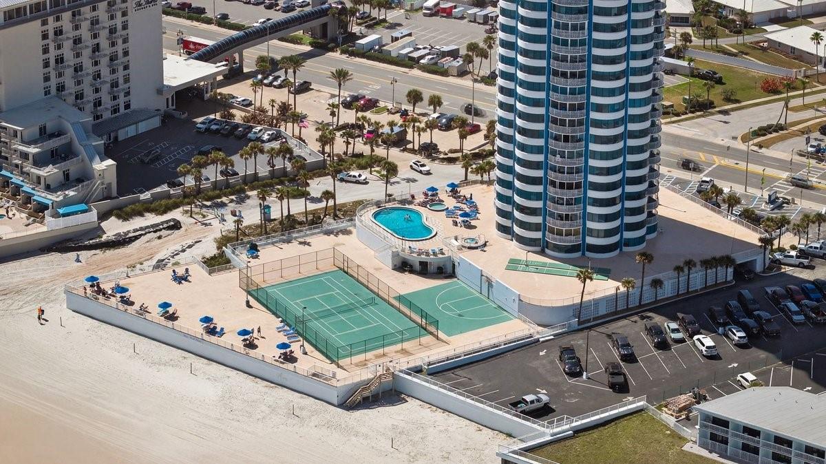 PECK PLAZA - Residential