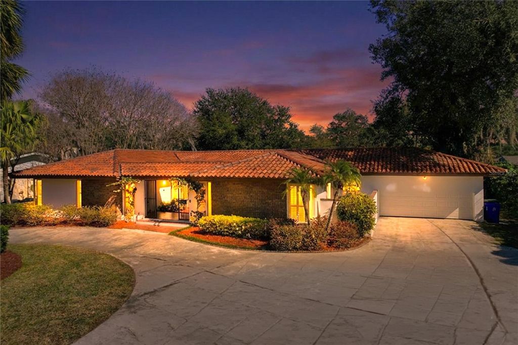 Photo of 2646 Newport Avenue, Lakeland, FL 33803 (MLS # S5143057)