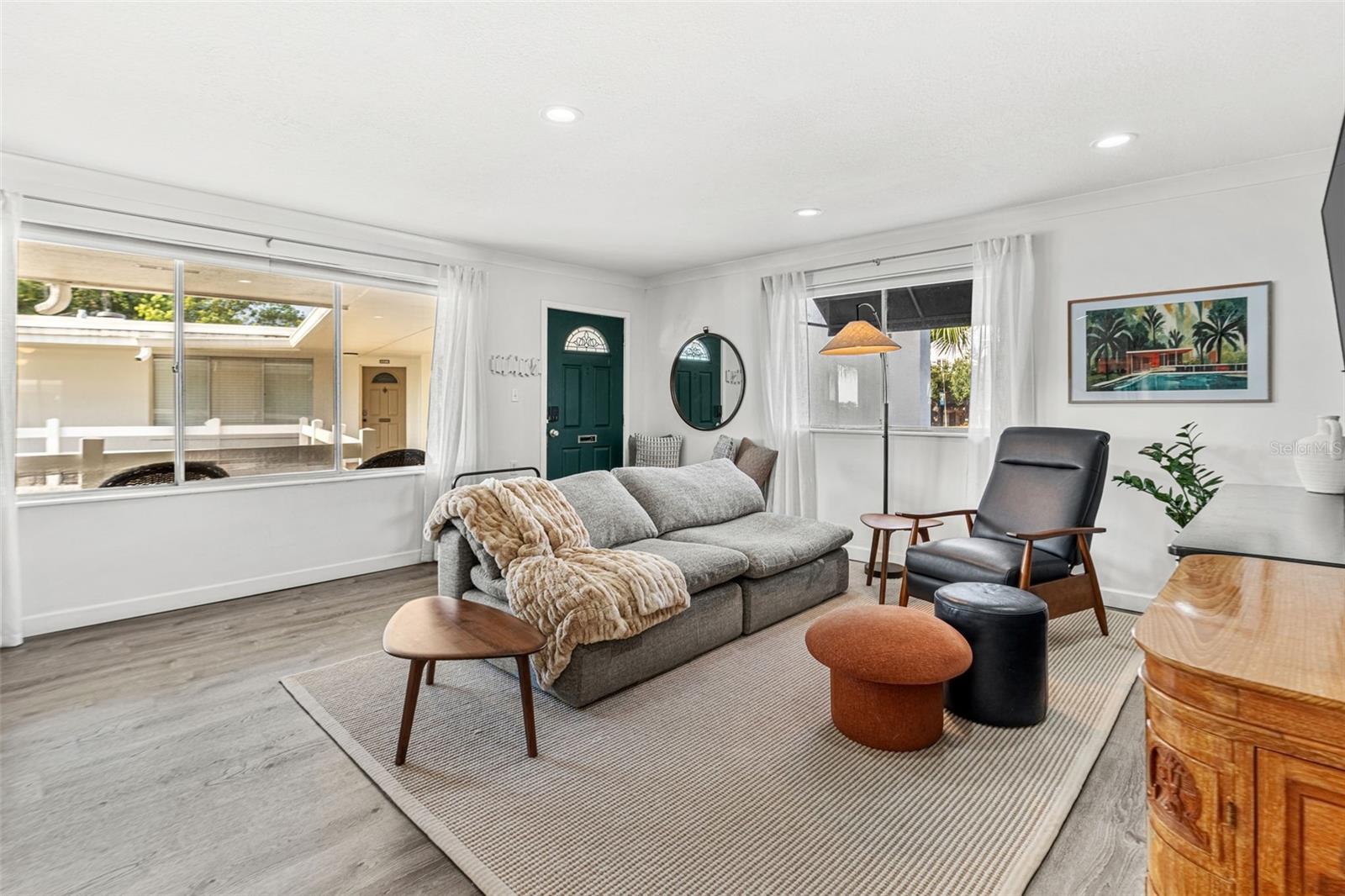 MAITLAND HARBOUR APTS - Residential