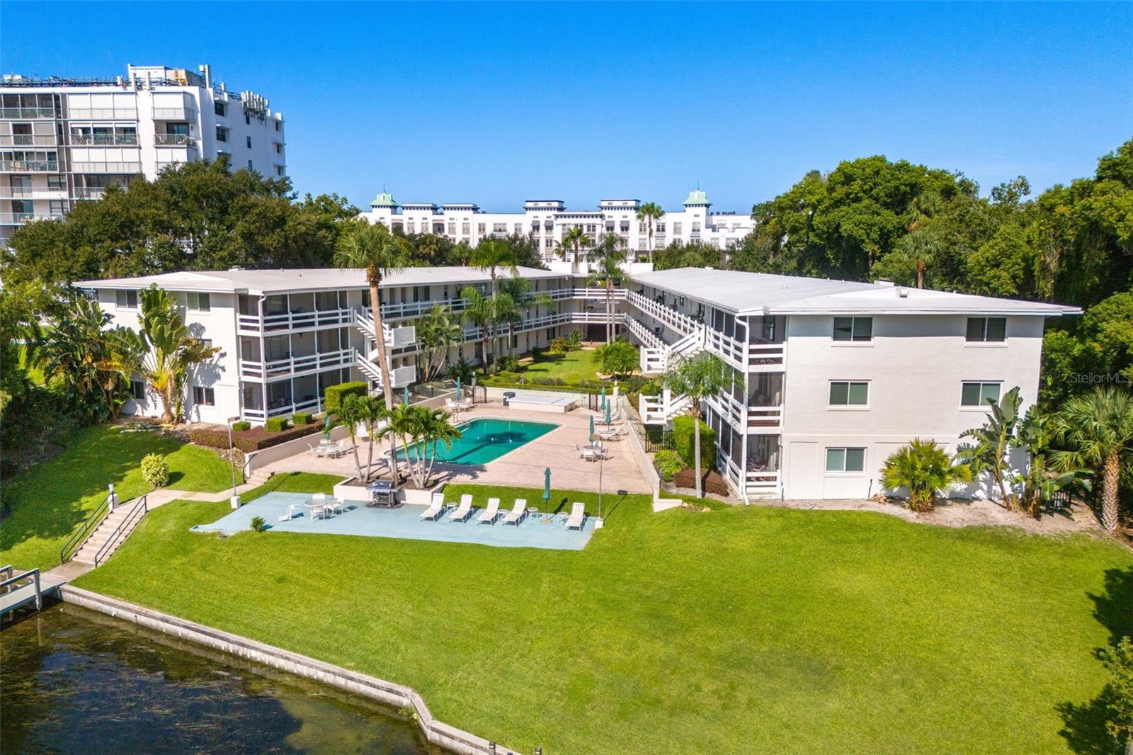 MAITLAND HARBOUR APTS - Residential