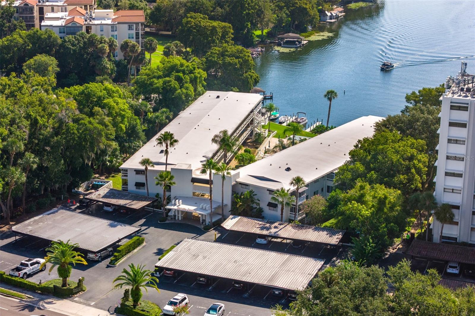 MAITLAND HARBOUR APTS - Residential
