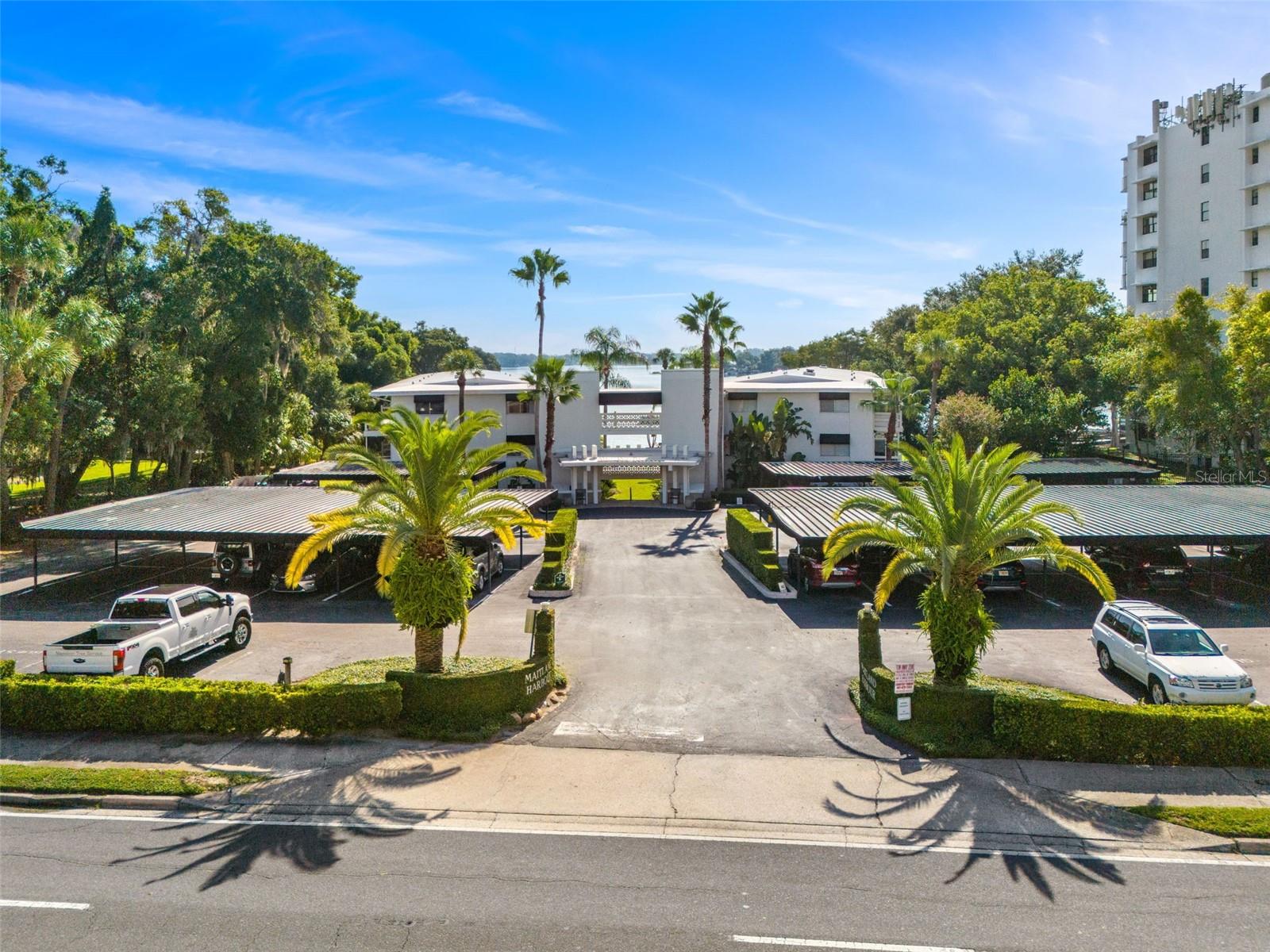 MAITLAND HARBOUR APTS - Residential