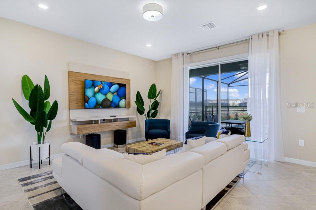 SOLTERRA PH 2B - Residential