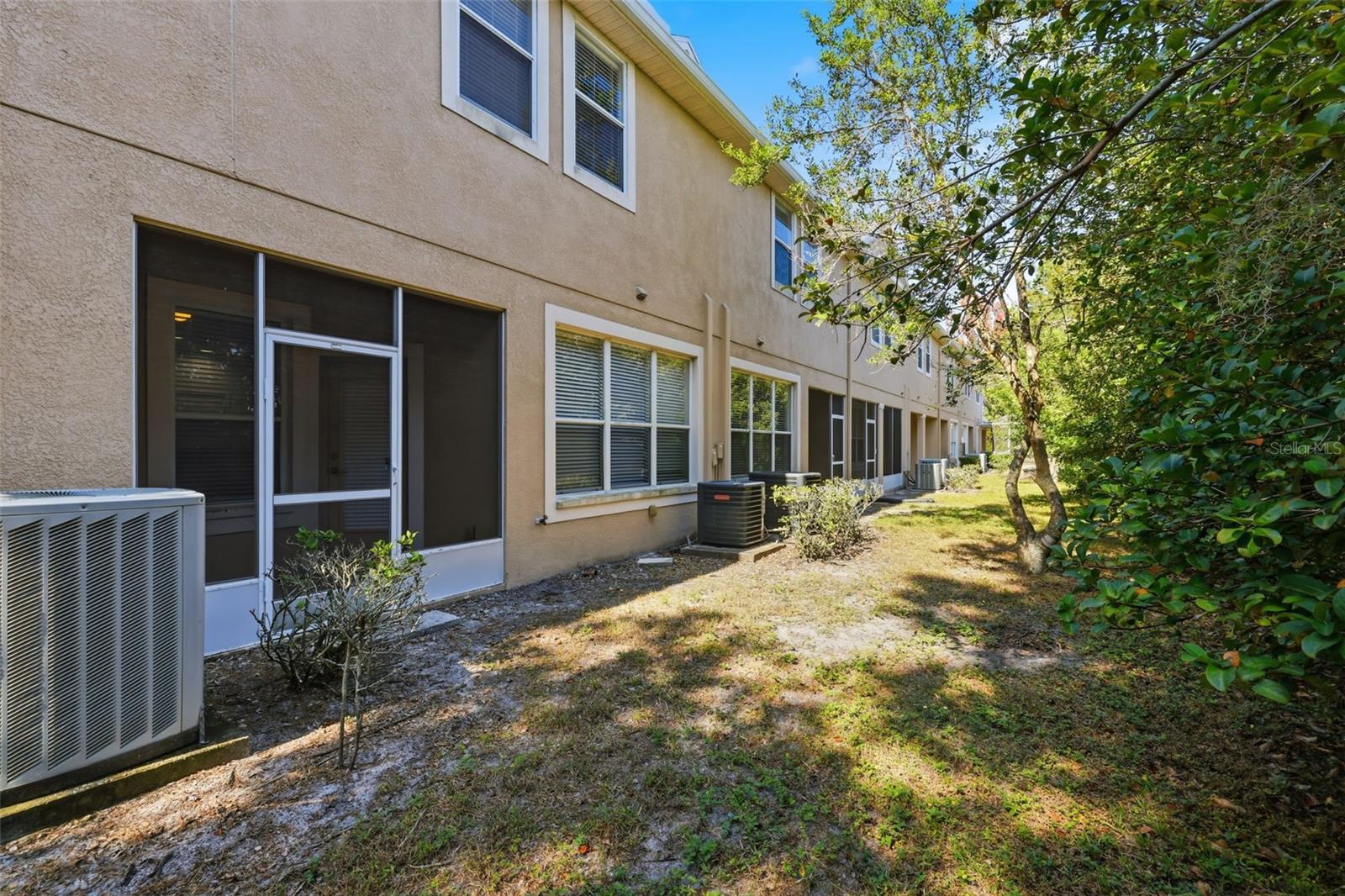 SEVEN OAKS - Residential