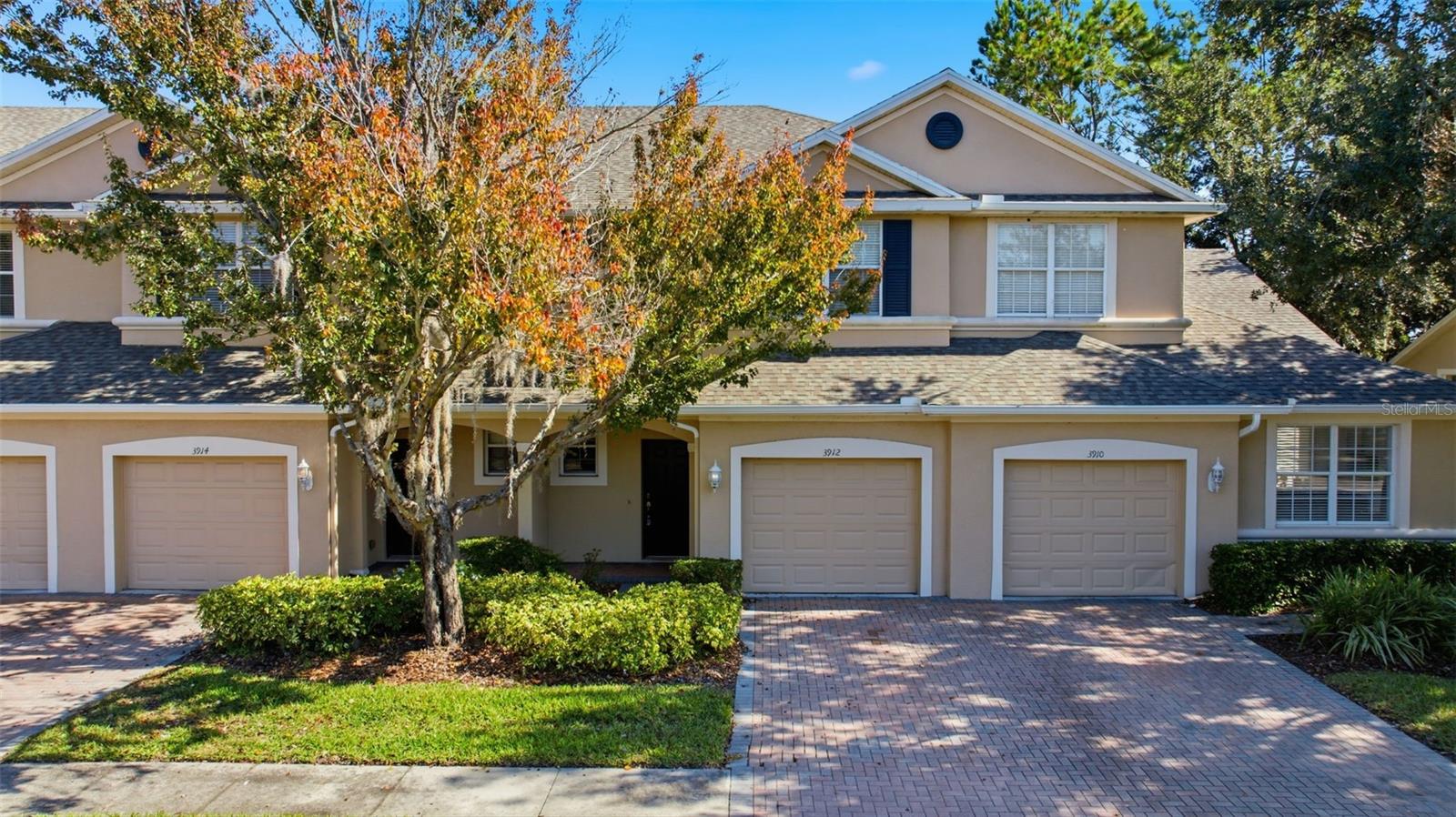 SEVEN OAKS - Residential