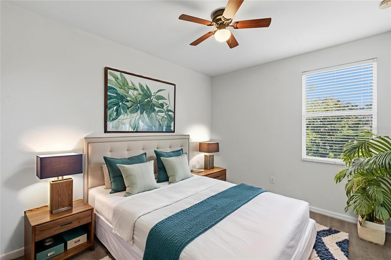 SEVEN OAKS - Residential