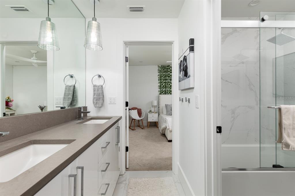 DAVIS ISLANDS REP OF PT O - Residential