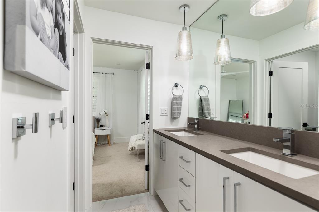 DAVIS ISLANDS REP OF PT O - Residential