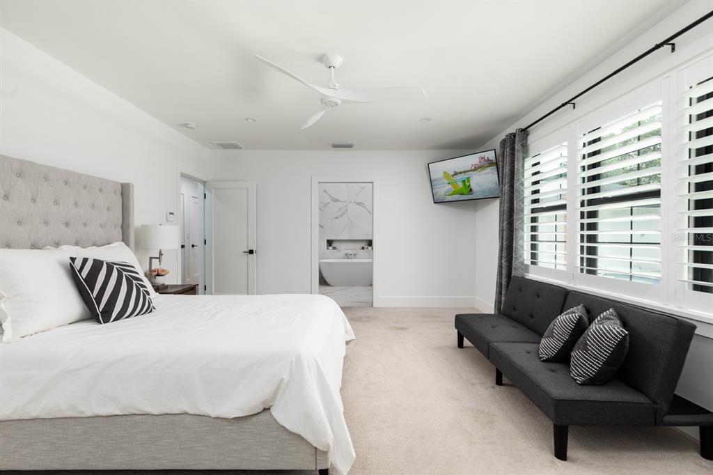 DAVIS ISLANDS REP OF PT O - Residential