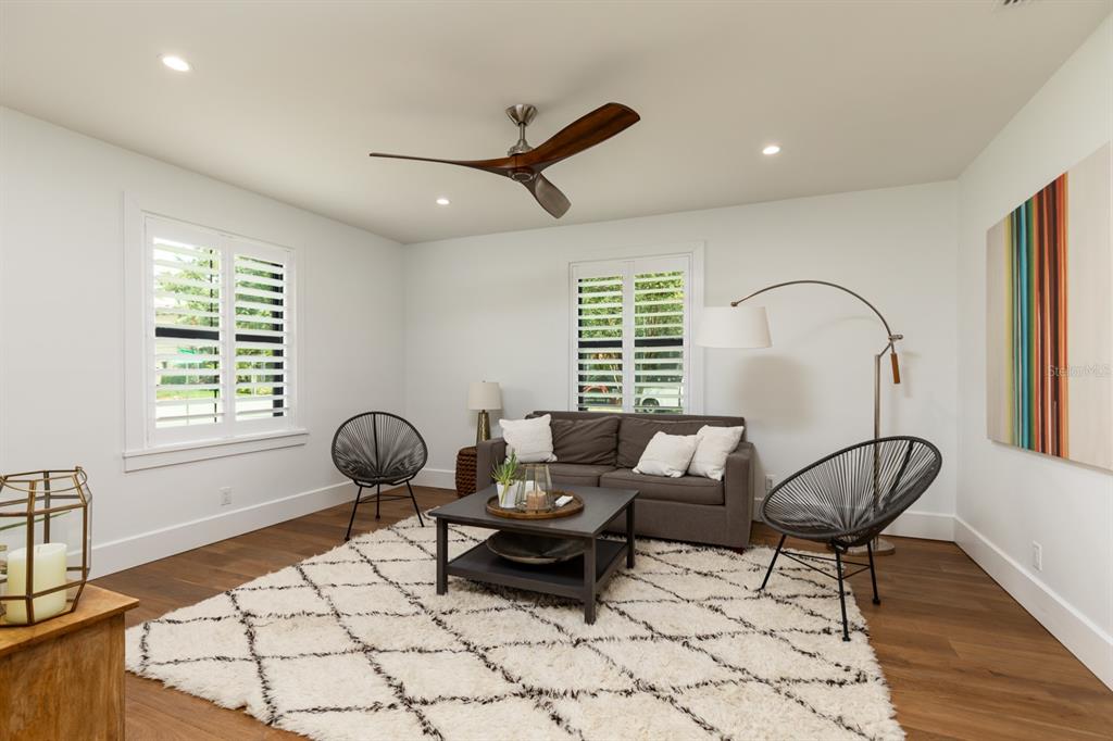 DAVIS ISLANDS REP OF PT O - Residential