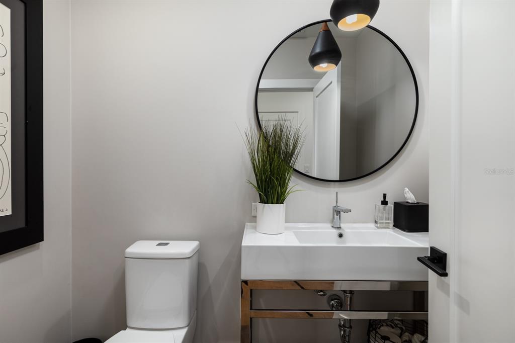 DAVIS ISLANDS REP OF PT O - Residential