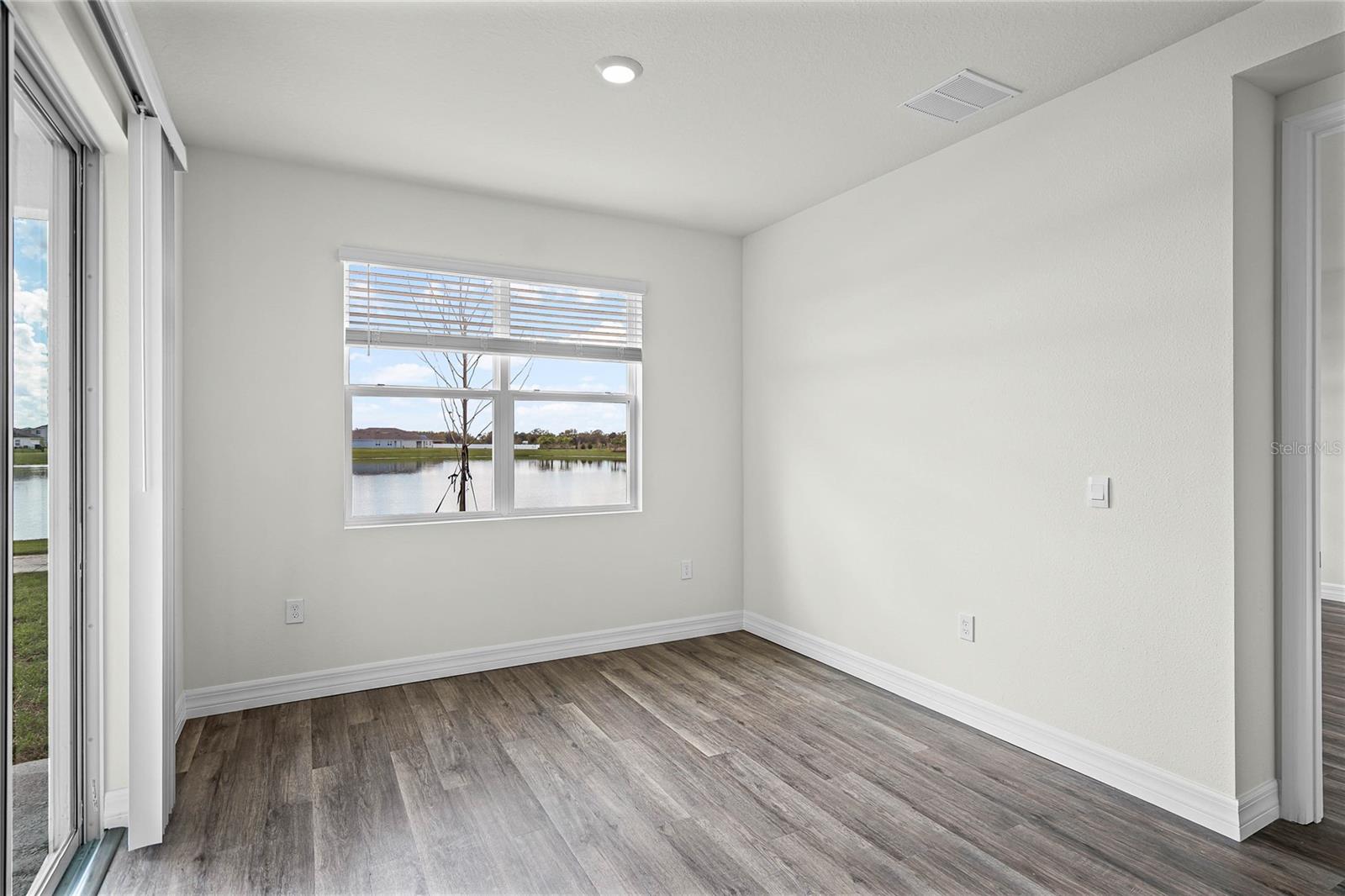 LAKES OF MOUNT DORA - Residential