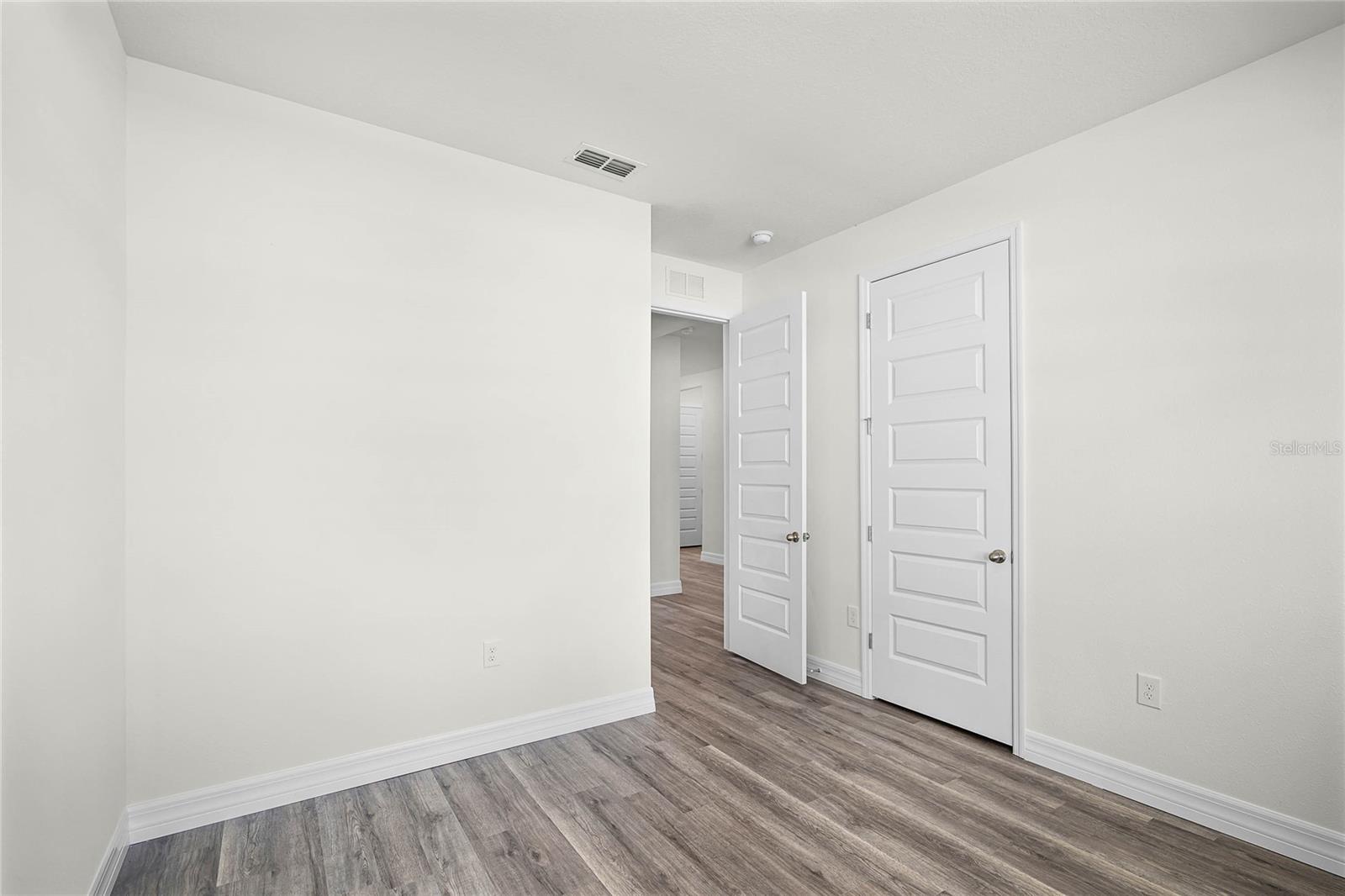 LAKES OF MOUNT DORA - Residential