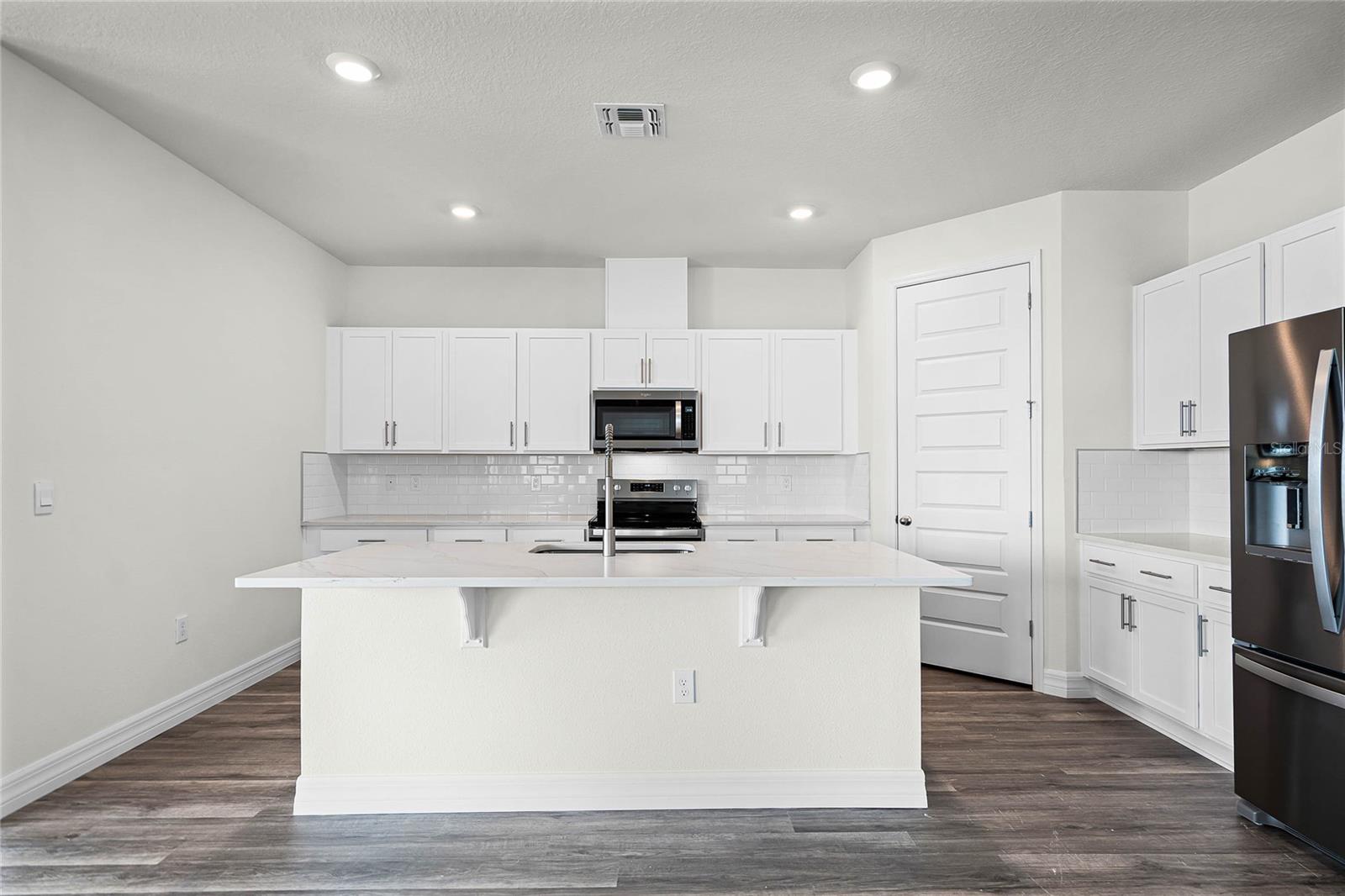 LAKES OF MOUNT DORA - Residential