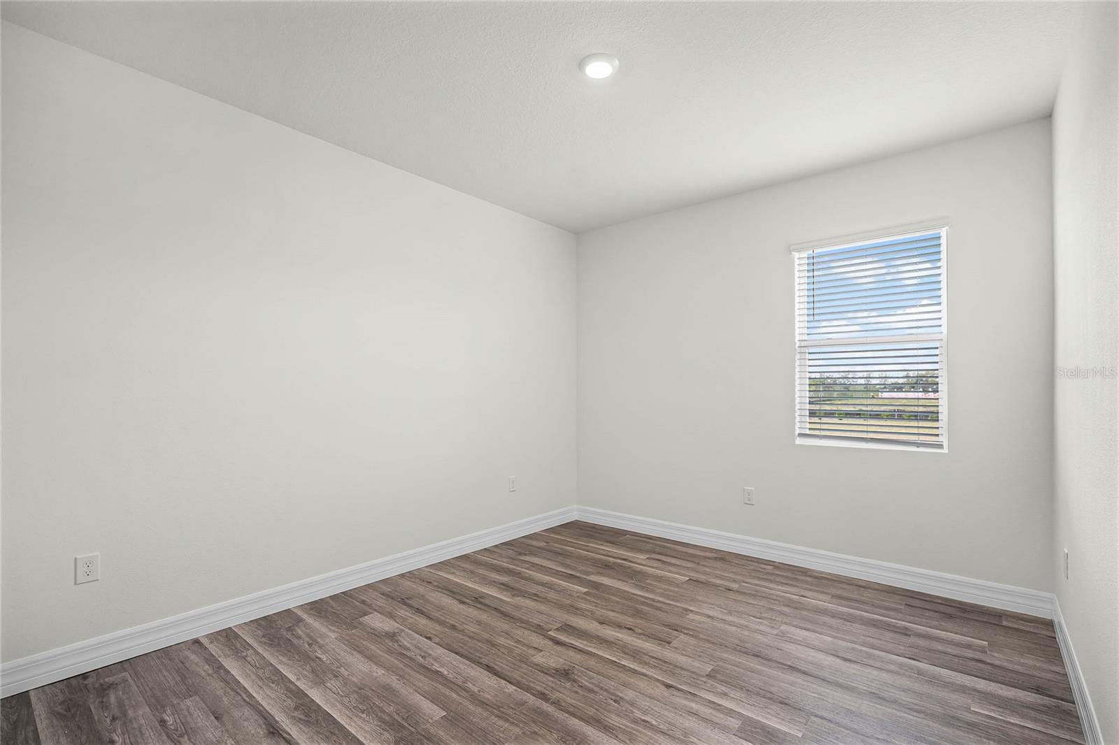 LAKES OF MOUNT DORA - Residential