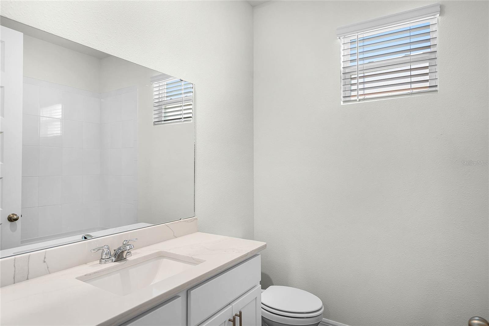 LAKES OF MOUNT DORA - Residential