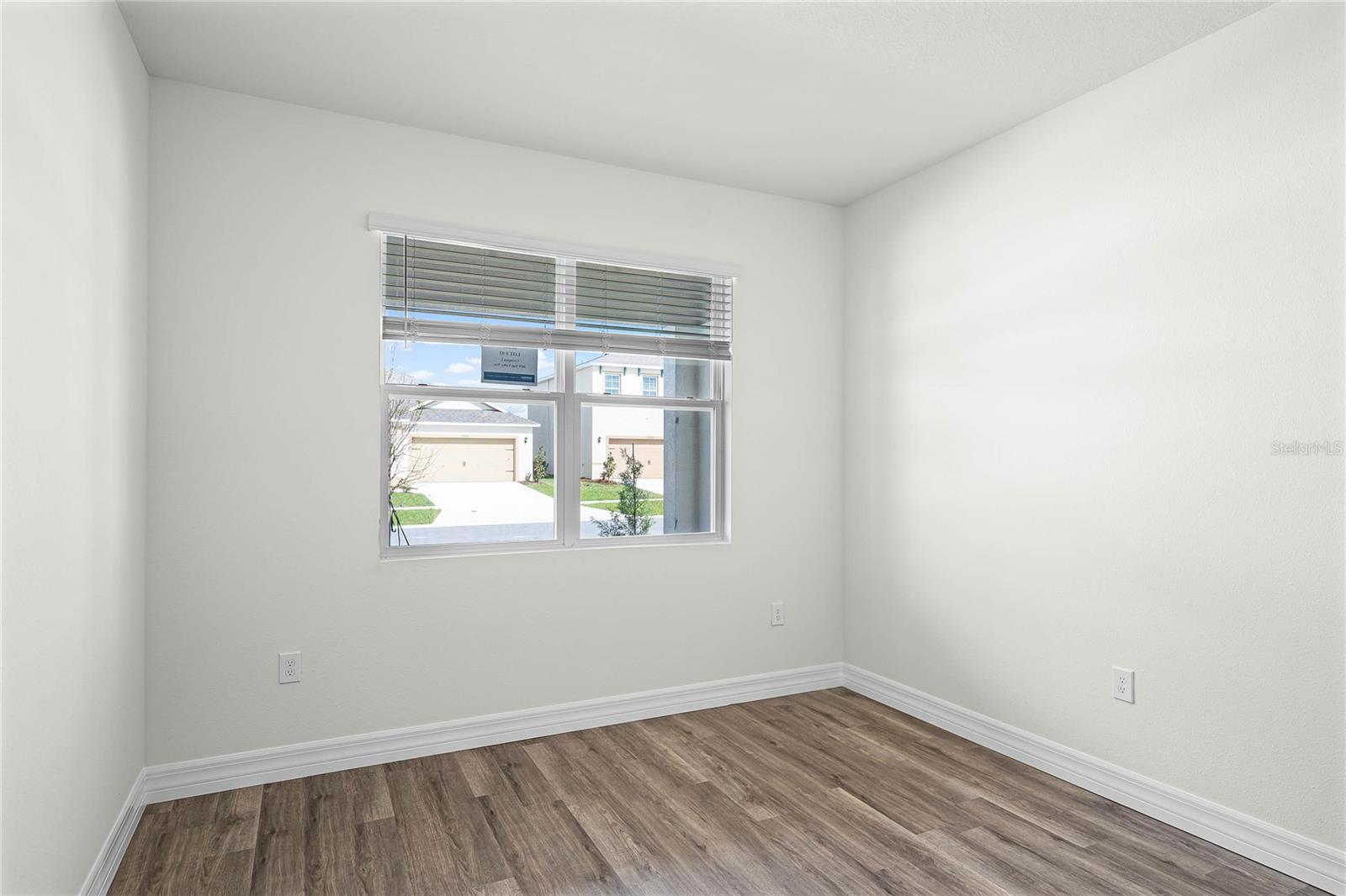 LAKES OF MOUNT DORA - Residential