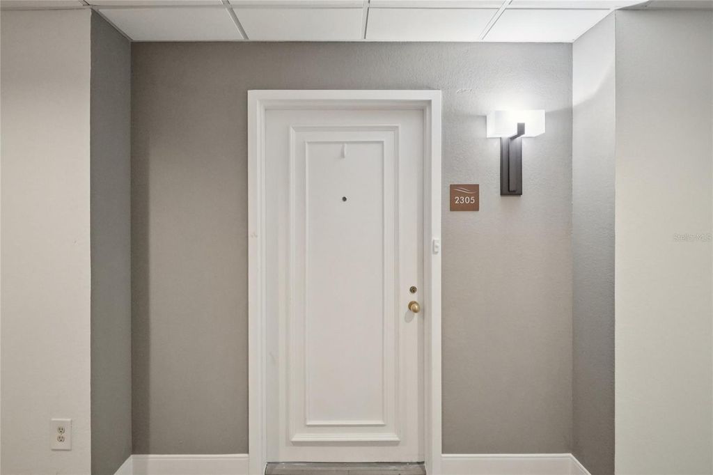 Photo of 1 Beach Drive SE #2305, St Petersburg, FL 33701 (MLS # TB8441027)