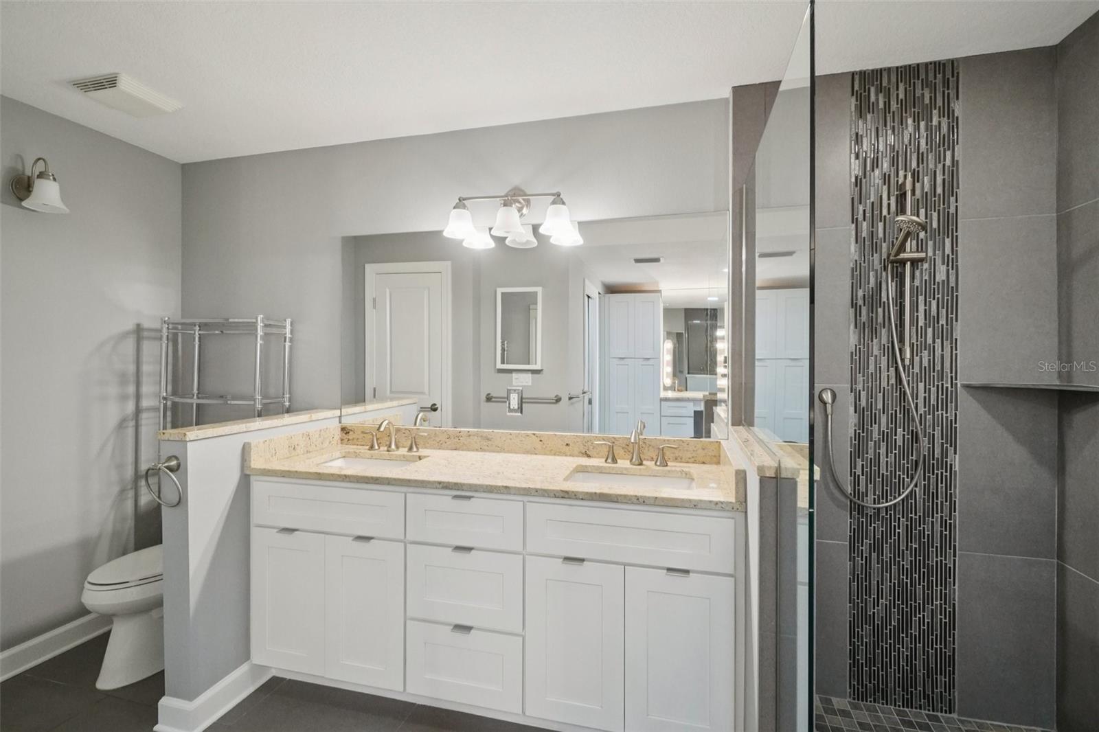 BAYFRONT TOWER CONDO - Residential