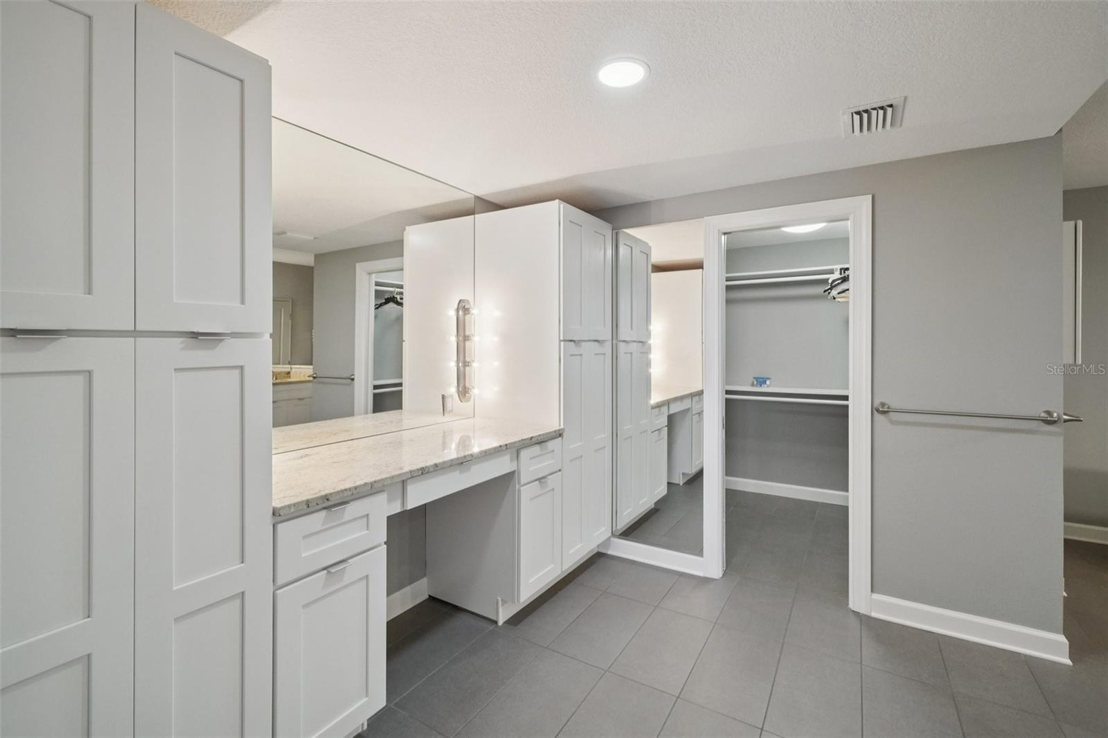 BAYFRONT TOWER CONDO - Residential