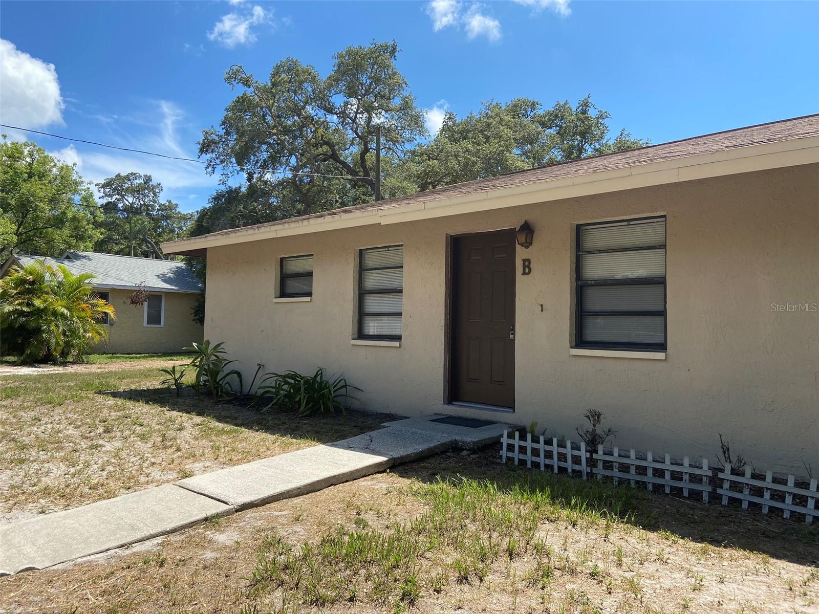 Discover the warmth and character of this vintage 1-bedroom, 1-bath apartment nestled in Largo Heights. This cozy space offers a spacious living room and a well-equipped kitchen with ample storage for all your essentials. With electric, water, gas, trash and sewer included in rent, enjoy convenient, hassle-free living. Perfectly located, you're just a short walk from several local parks and the Public Library. Numerous dining options near by, including popular chain and local restaurants surrounding the area. Plus, commuting is a breeze with quick access to Ulmerton Rd, Roosevelt Blvd, and I-275 just around the corner. In addition to the advertised base rent, all residents are enrolled in the Resident Benefits Package (RBP) for $50.00/month which includes HVAC air filter delivery, credit building to help boost your credit score with timely rent payments, utility concierge service making utility connection a breeze during your move-in, and much more! More details upon application. Pets welcome, at owners discretion. No Aggressive Breeds. 1 pet allowed. Vacant and Available Now!