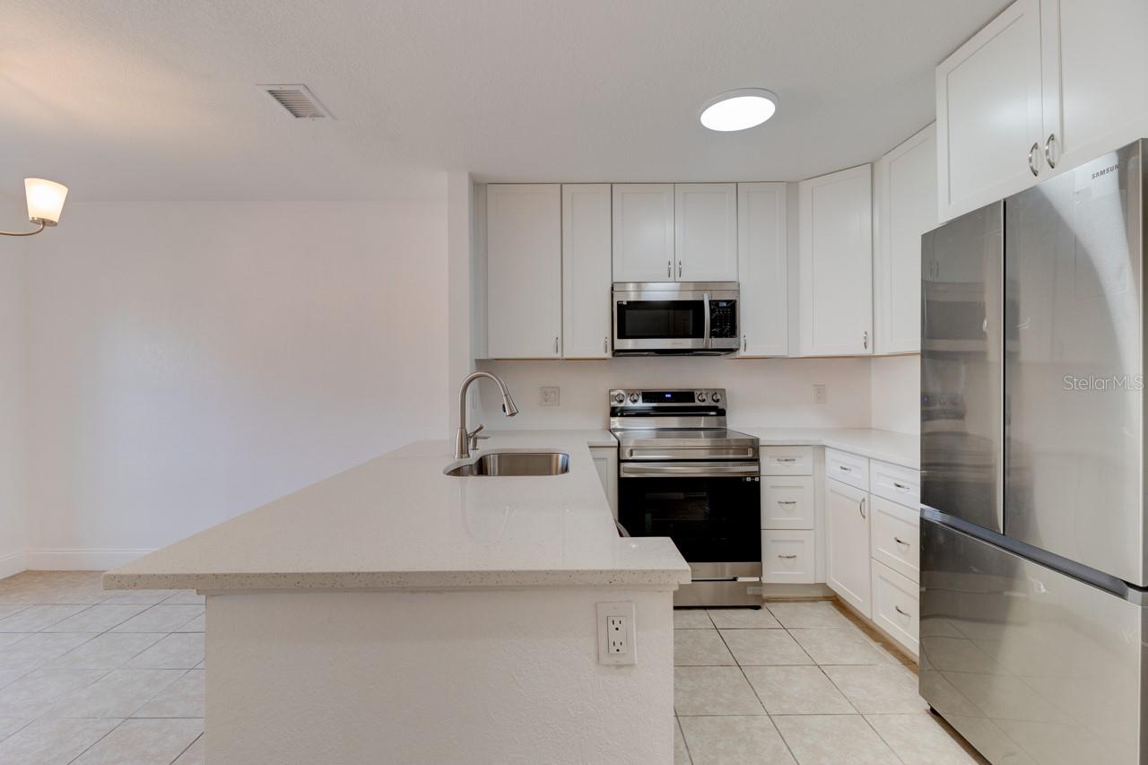 SUN RIDGE 8 TWNHMS OF A CONDO - Residential