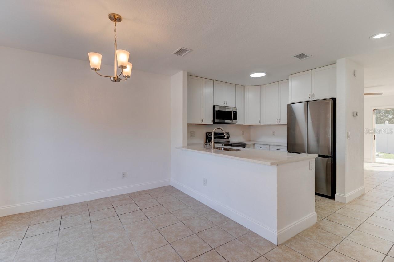 SUN RIDGE 8 TWNHMS OF A CONDO - Residential