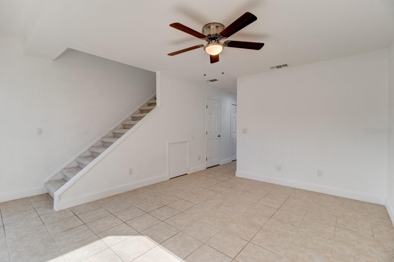 SUN RIDGE 8 TWNHMS OF A CONDO - Residential