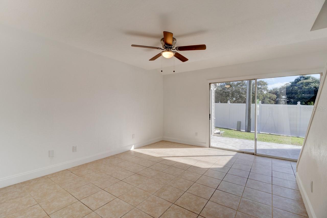 SUN RIDGE 8 TWNHMS OF A CONDO - Residential