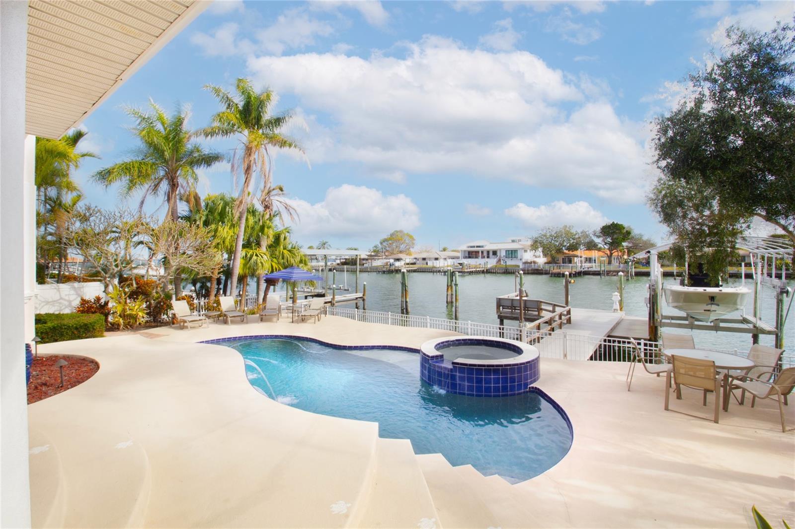 ISLAND ESTATES OF CLEARWATER - Residential