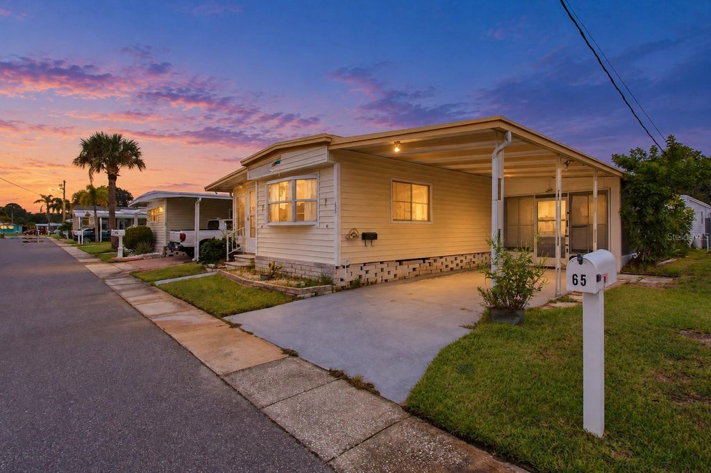 Photo of 65 Schooner Drive #65, Palm Harbor, FL 34683 (MLS # TB8555805)