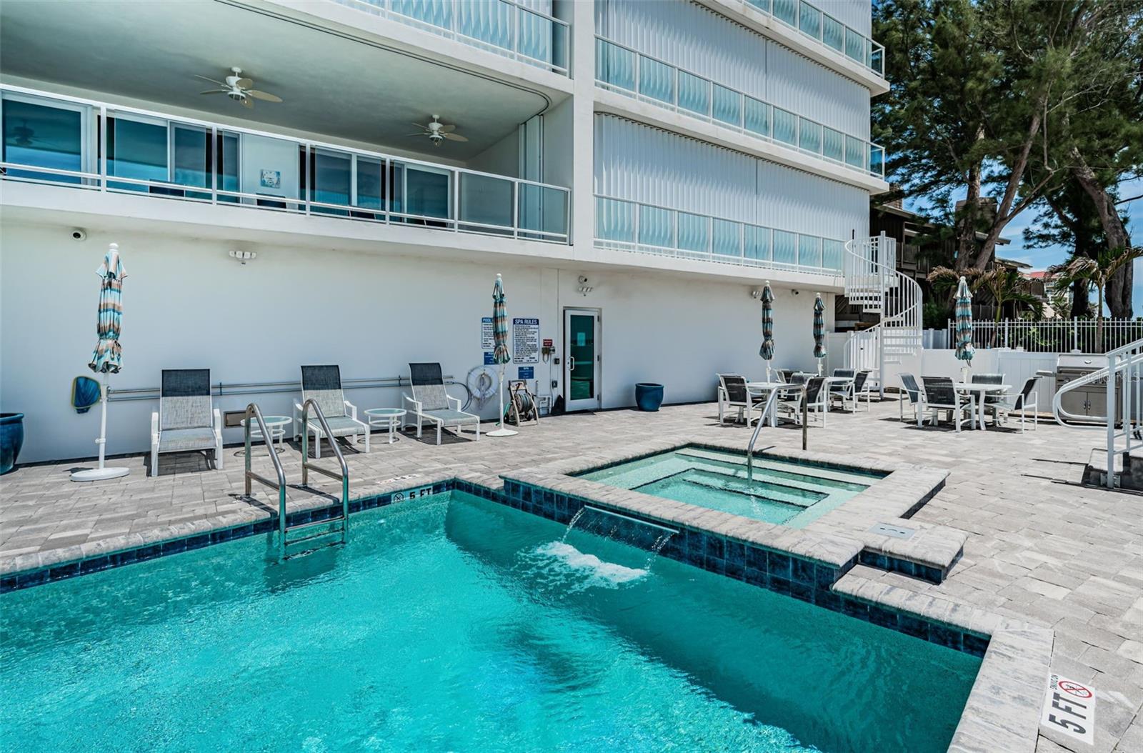 ONELLA CONDO - Residential