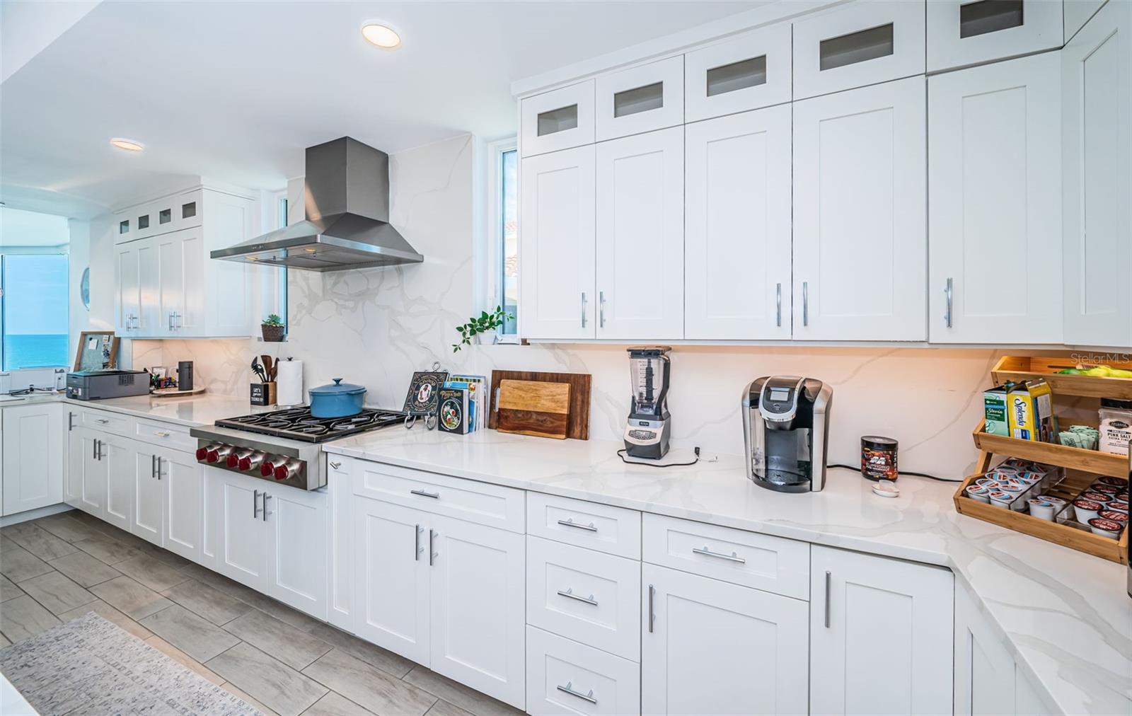 ONELLA CONDO - Residential